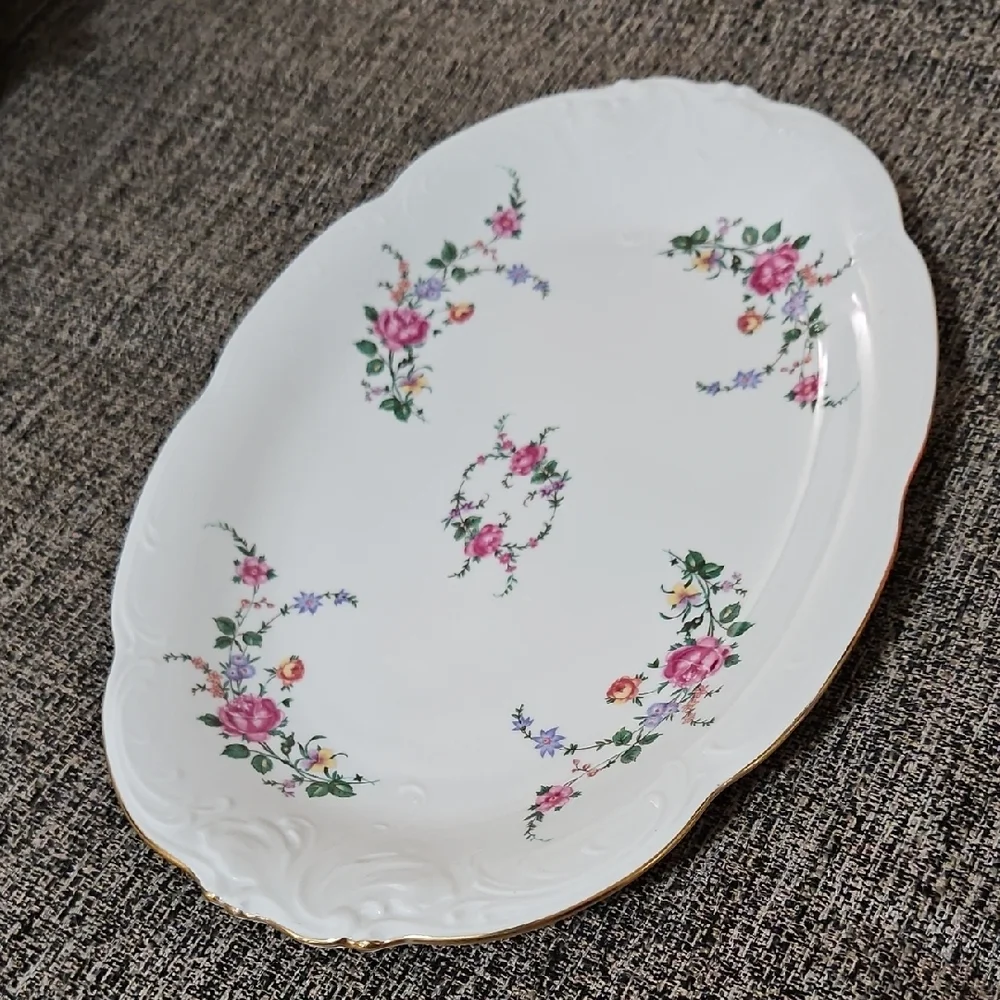 Floral Porcelain Serving Platter Roses‎ Gold Trim Decorative Plate